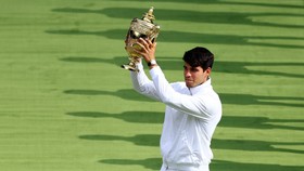 FOTO: Carlos Alcaraz Juara Grand Slam Wimbledon