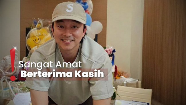 Gong Yoo Ulang Tahun ke-45 Dapat Kado Unik, Fans: Itu Sertifikat Bang?