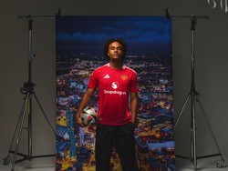 Sah! Joshua Zirkzee Kini Pemain Manchester United