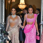 Gaya Glamor Artis Tamu Undangan Pernikahan Anant Ambani-Radhika Merchant, Ada Kim Kardashian