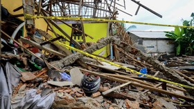 Rumah Warga Sumenep Hancur Akibat Ledakan Petasan, Dua Korban Terluka