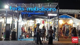 Wisatawan Merokok di Malioboro Yogyakarta Bisa Didenda Rp7,5 Juta