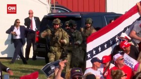 VIDEO: Reaksi Secret Service saat Penembakan Trump Terjadi