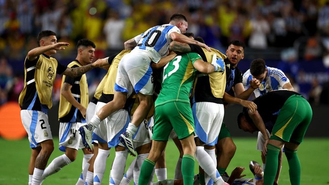 Argentina mencetak sejarah sebagai tim nan paling banyak juara setelah menang 1-0 atas Kolombia pada laga final Copa America 2024.