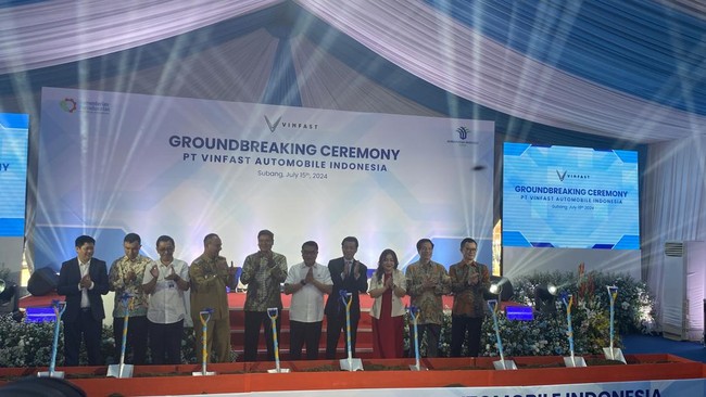 Produsen mobil asal Vietnam, Vinfast mengucurkan dana untuk tahap awal sebesar US$200 juta atau Rp3,2 triliun mulai tahun ini.