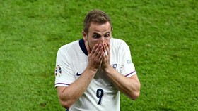 Harry Kane Malah Tampil Butut di Saat Terpenting Inggris