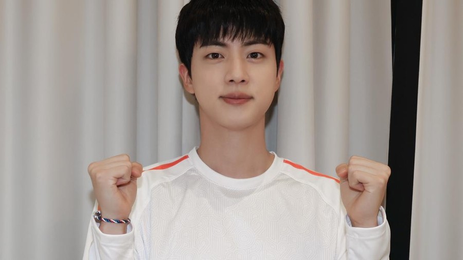 Jin BTS