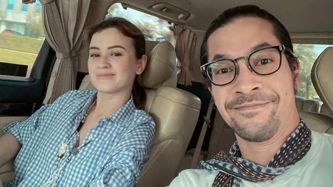 Edward Akbar Menanggapi dengan Kehampaan Usai Gugatan Cerai Kimberly Ryder