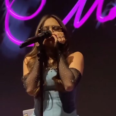 Sedih Banget, Ini 7 Momen Mahalini Nangis-nangis di Panggung Usai Dihujat karena Oplas