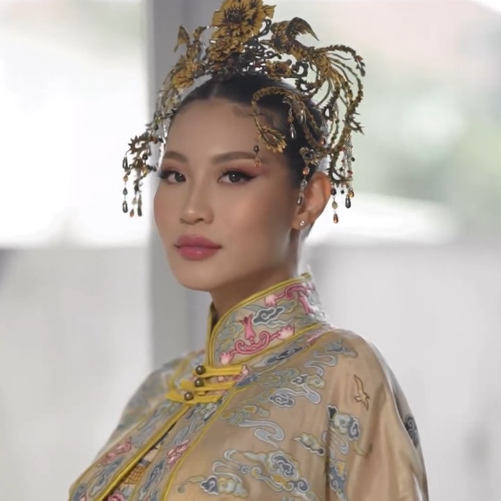 <p>Di pesta gender reveal ini, Patricia Gouw terlihat memamerkan baby bump kehamilann pertamanya yang sudah mulai terlihat jelas. Saat ini, usia kehamilan Patricia Gouw sudah masuk bulan ketujuh. Foto: Instagram @patriciagouw)</p>
