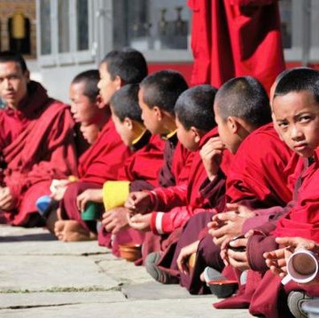 7 Fakta Unik Bhutan, Negara yang Nggak Punya Lampu Lalu Lintas