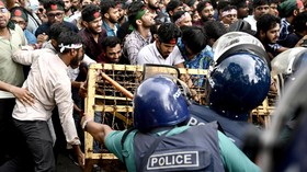 Demo Pembatasan Kuota PNS di Bangladesh Rusuh, 400 Orang Terluka