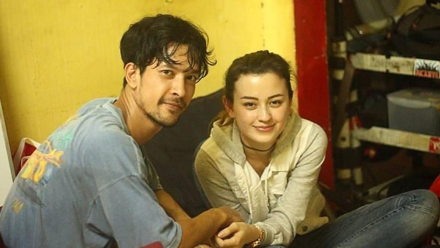 Edward Akbar dan Kimberly Ryder