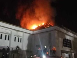 Awal Mula Kebakaran di Kantor Pemkab OKU, Api Berasal dari Atap Gedung