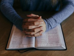 Doa Novena Santo Rafael untuk Memohon Jodoh dan Pasangan Hidup