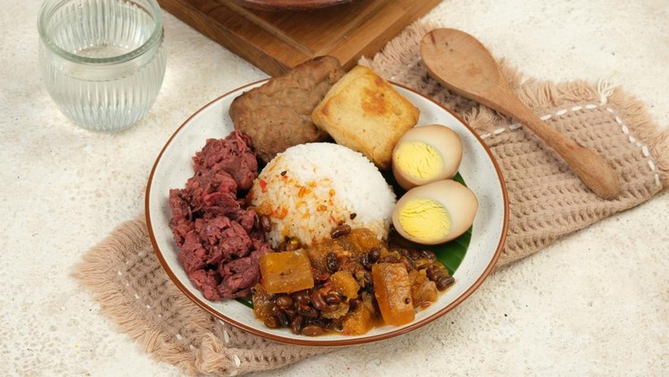 Ilustrasi nasi gudeg Ilustrasi nasi gudeg