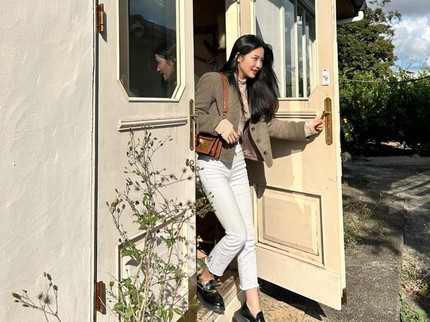 5 Potret OOTD Jo A Ram Bintang Drama Korea The Auditors, Kece Abis!