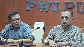 Hendry Ch Bangun Tolak Keputusan Diberhentikan dari PWI