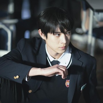 Simak Potret Aktor Tampan Kim Young Dae yang Comeback di Drakor Adaptasi Webtoon Baru