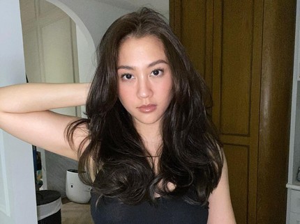 5 Potret Sherina Munaf Tampil dengan Rambut Baru, Disebut Makin Cantik dan Menawan
