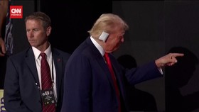 VIDEO: Trump Umumkan Resmi Nyapres dengan Perban di Telinga