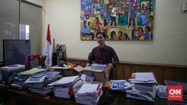 Ketua DPC Gerindra Solo mengatakan Gibran yang memilihkan siapa pengganti Bhre yang akan diusung partainya dan KIM plus untuk maju di Pilwalkot Solo.