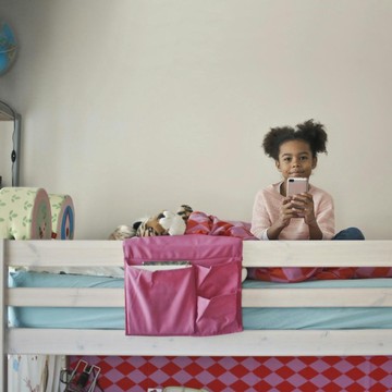 6 Cara Mengatasi Kecanduan HP pada Anak yang Bisa Berdampak Negatif, Orang Tua Wajib Tahu!