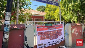 SD di Makassar Masih Disegel Ahli Waris, Seribu Siswa Tak Bisa Sekolah