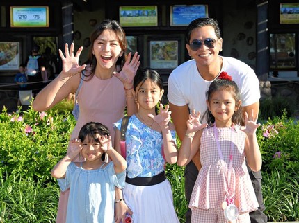 7 Potret Bahagia Surya Insomnia Bareng Anak & Istri, Sempat Tak Yakin Bisa Hidupi Keluarga