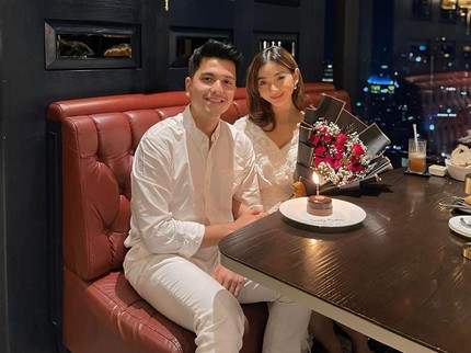7 Potret Pesinetron Glenca Chysara, Rayakan Ultah Romantis Bareng Sang Suami Rendi John