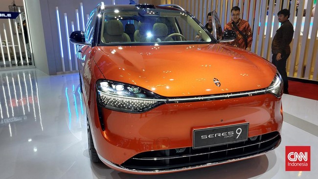 Alexander barus CEO Sokonindo Automobile mengatakan Seres 9 merupakan mobil listrik konsep berdesain SUV dengan segudang fitur.