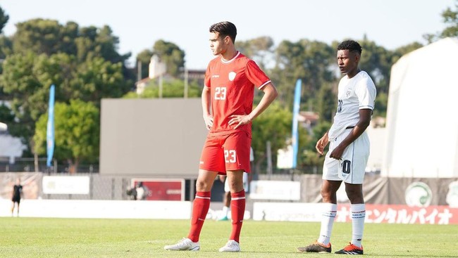 Jens Raven sukses mencetak gol debut bersama Timnas Indonesia U-19 saat mengalahkan Filipina 6-0 pada laga perdana Piala AFF U-19, Rabu (17/7).