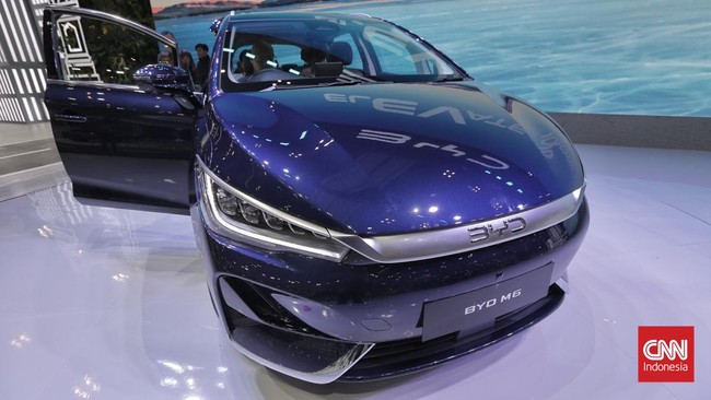 Menurut BYD, MPV listrik M6 meraih SPK lebih dari 50 persen dari total SPK BYD di GIIAS.