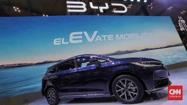 BYD berhasil menjual sebanyak 15 ribu unit mobil listrik sepanjang 2024 di Indonesia.