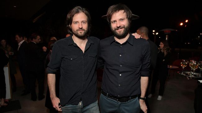Duffer Brothers selaku kreator Stranger Things bakal menggarap serial horor baru berjudul Something Very Bad Is Going To Happen.
