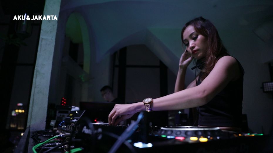 Mutia 'DJ Mootsy' Melawan Stigma Negatif Female DJ