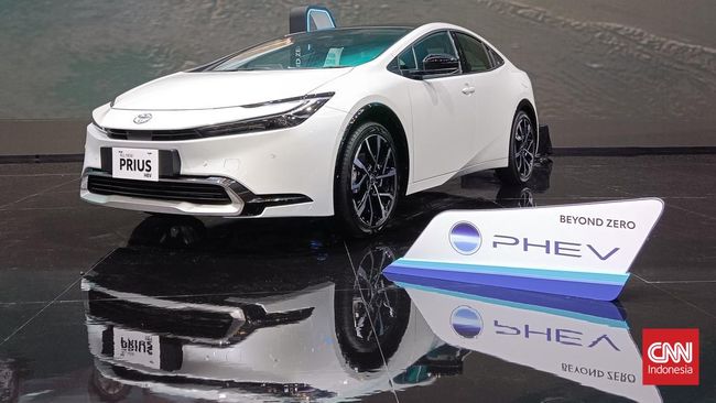 1 dari 4 SPK Toyota di GIIAS 2024 adalah Mobil Hybrid