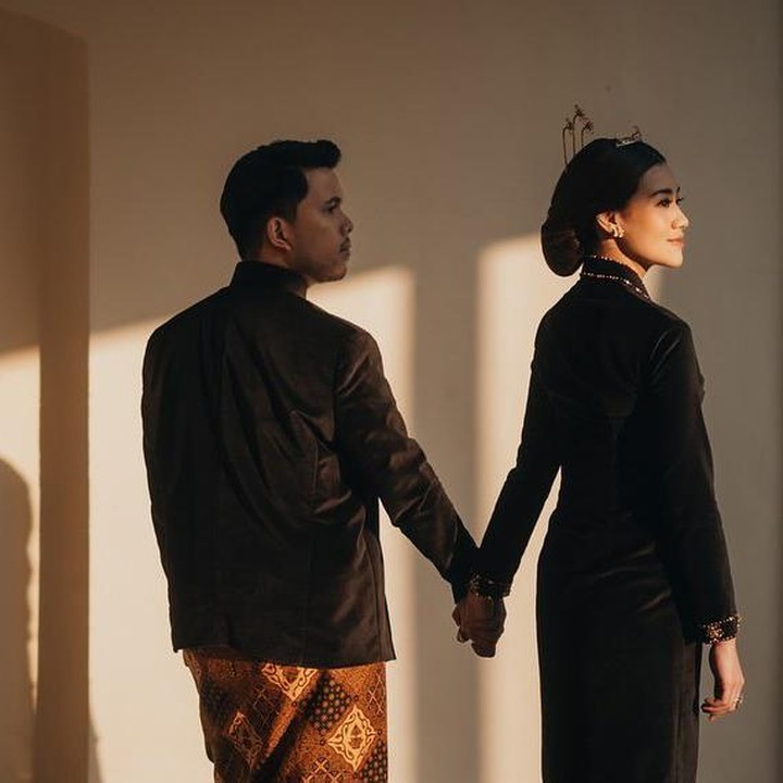 <p>Kebersamaan mereka turut membuat ibunda Aaliyah bahagia. Reza Artamevia menyampaikan perasaannya lewat kolom komentar. "Anak-anakku sayang," tulisnya. (Foto: by @morden.co @mike.omarr @leander.felix from Instagram @aaliyah.massaid @thariqhalilintar)</p>