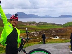 Baru Belajar, Pria Ini Pecahkan Rekor Bersepeda Roda Satu Sejauh 495 Kilometer