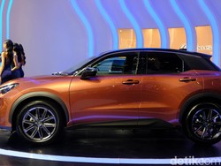 Lexus LBX Goda Anak Orang Kaya Indonesia, Cocok Buat yang Doyan Nyetir Sendiri