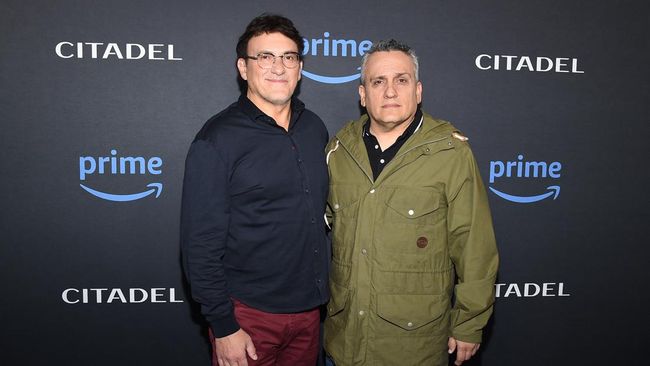 Joe dan Anthony Russo, alias Russo Brothers, resmi menjadi sutradara untuk dua film Avengers yang berjudul Doomsday dan Secret Wars.