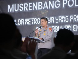 Janji Kapolda Metro Tuntaskan Kasus Alex Marwata dan Firli Bahuri