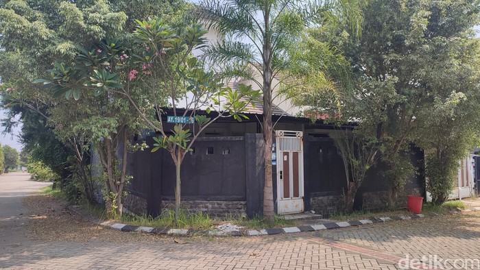 Kondisi terkini rumah TKP suami istri lansia di Bogor yang ditemukan tewas membusuk.