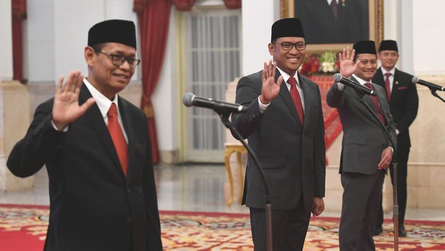 PKS mempertanyakan tujuan Presiden Jokowi melantik tiga wakil menteri baru nan hanya bakal bekerja tiga bulan hingga kabinet berhujung pada Oktober 2024.