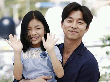 img-title Penampilan Terbaru Kim Soo An Putri Gong Yoo di 'Train to Busan' Bikin Syok