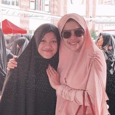 Razman Bertanya soal Ayah Kandung Laura, Nikita Mirzani: Dia Orang Kaya, Nggak Kayak Lo