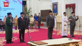 VIDEO: Jokowi Resmi Lantik Tiga Orang Wakil Menteri