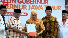 VIDEO: Khofifah dan Emil Sebut Tak Menargetkan Lawan Kotak Kosong