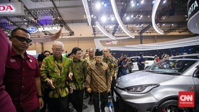 FOTO: Wapres Ma'ruf Amin Tinjau Langsung GIIAS 2024