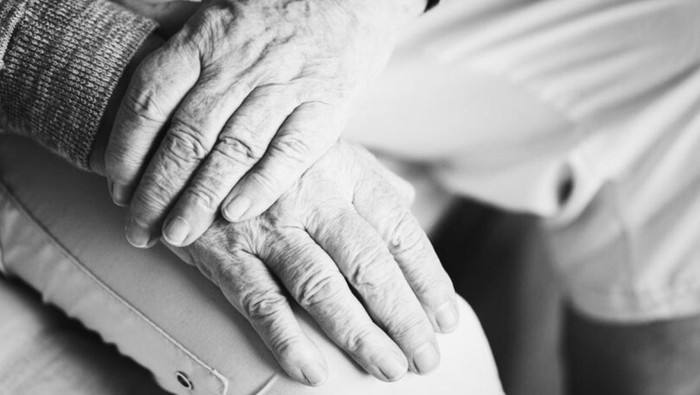 5 Fakta Pasangan Opa-Oma Tewas Membusuk di Tempat Tidur